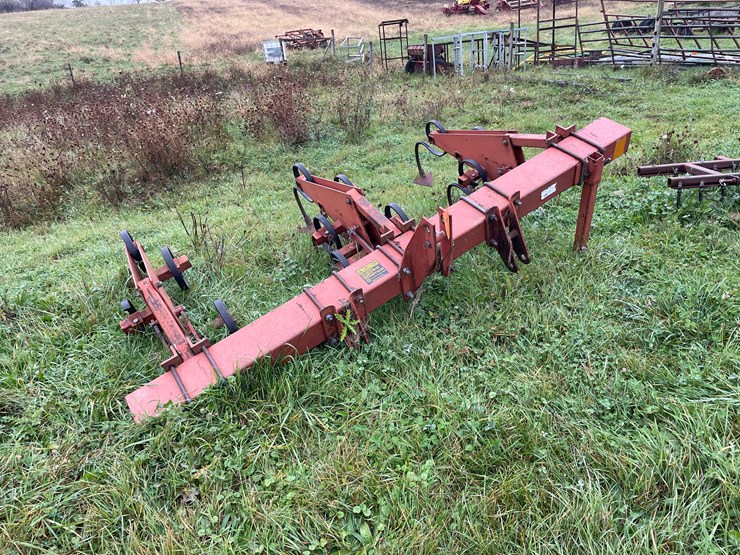 #8126-•-miller-cultivator-image-3