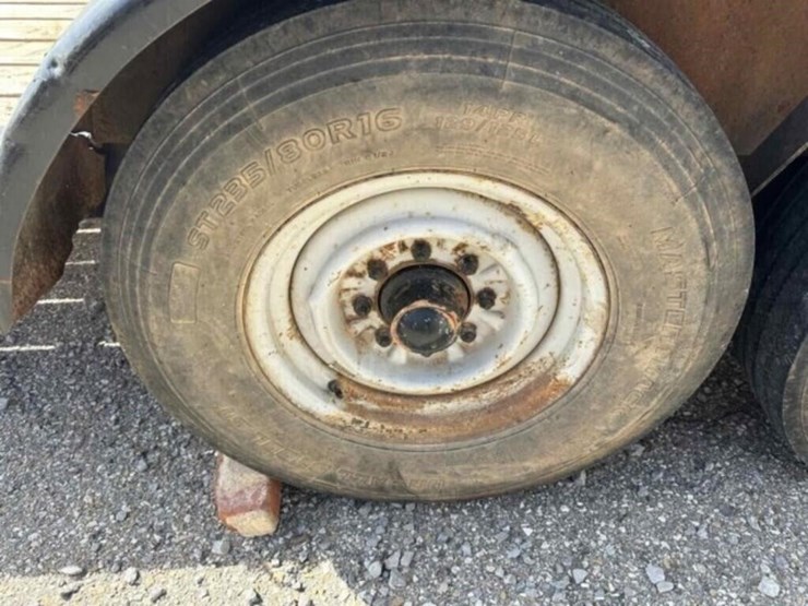 14'-flatbed-trailer-image-8