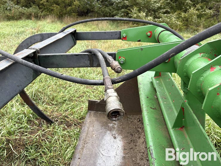 john-deere-265-image-16