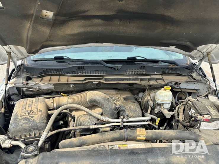 2013-dodge-ram-1500-image-35