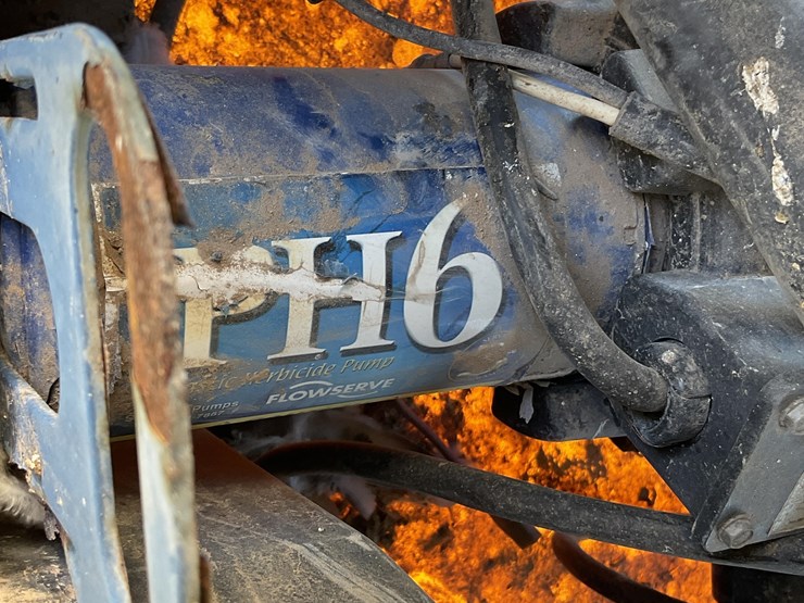 snyder-454l/120-gallon-liquid-fertilizer-poly-shuttles-image-10