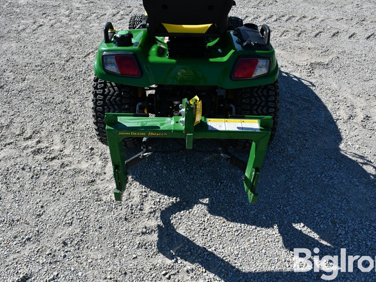 2018-john-deere-x758-image-20