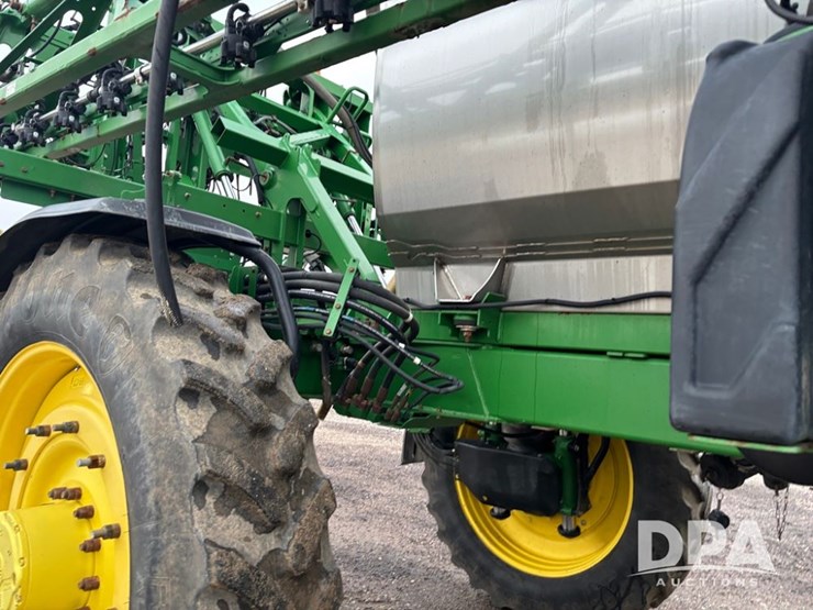 2018-john-deere-r4045-image-56
