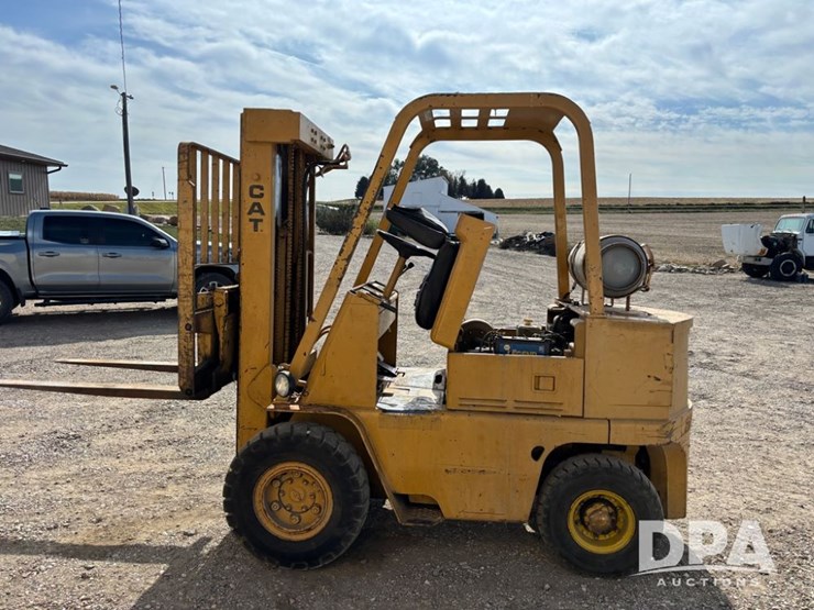 caterpillar-v40c-image-10