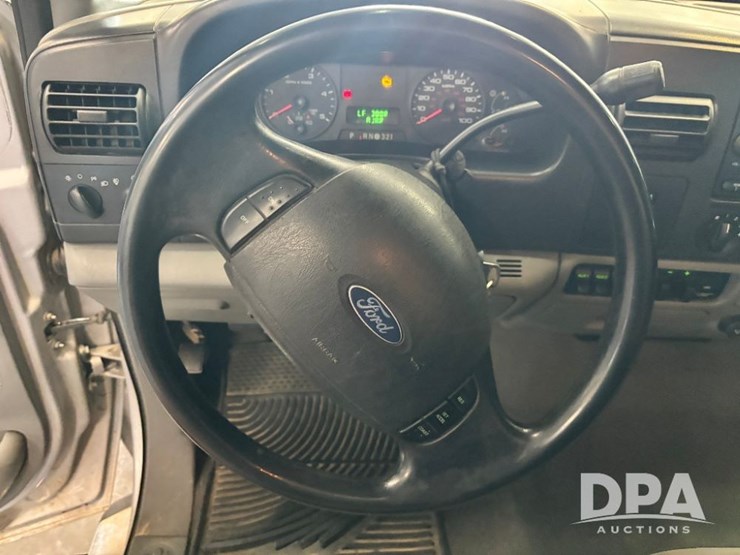 2006-ford-f350-xlt-image-67