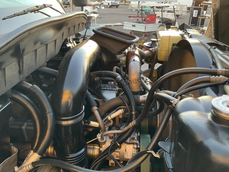 2008-international-7400-image-17