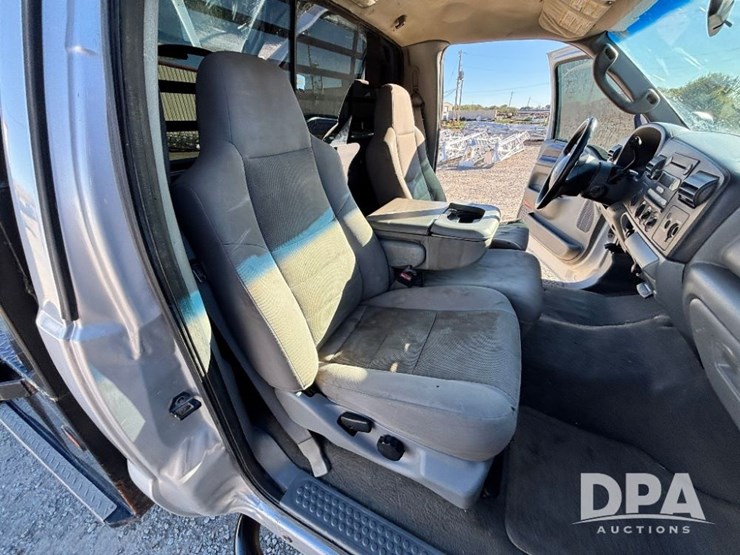 2006-ford-f350-xlt-image-55