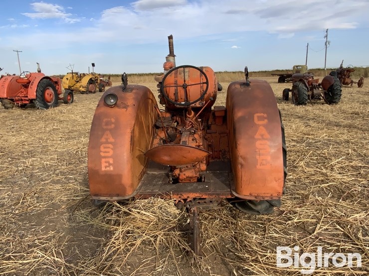 case-la-2wd-tractor-image-6