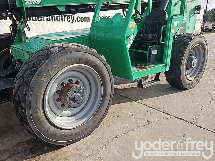 2016-sky-trak-10054-image-13