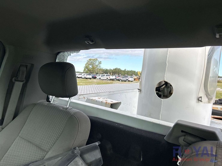 2018-ford-f550-image-21