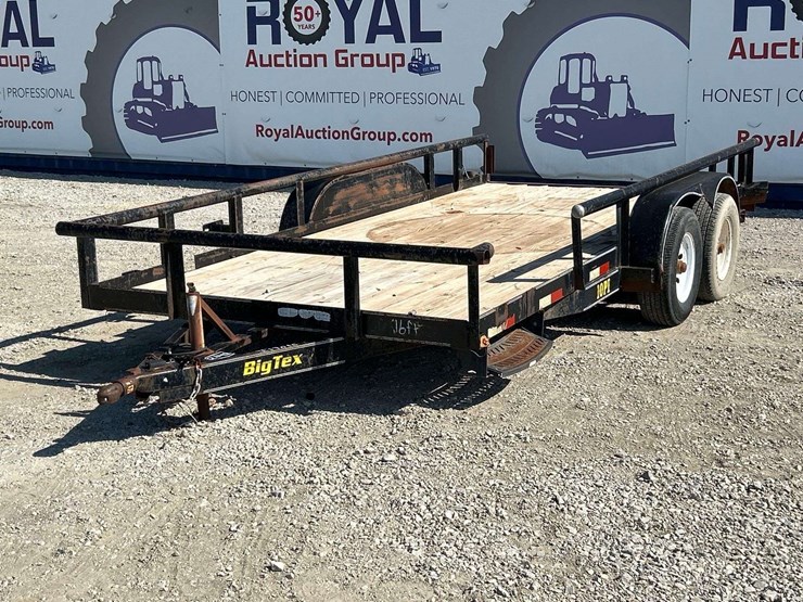 2003-big-tex-10pi-16ft.-t/a-pipe-top-utility-trailer-image-1