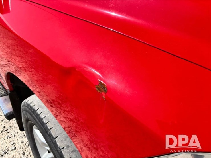 2017-ram-1500-slt-image-49