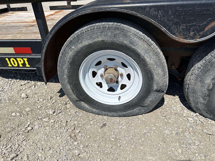 2003-big-tex-10pi-16ft.-t/a-pipe-top-utility-trailer-image-11