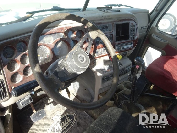 2005-mack-vision-truck-(pz13989,-unit-266)-image-101