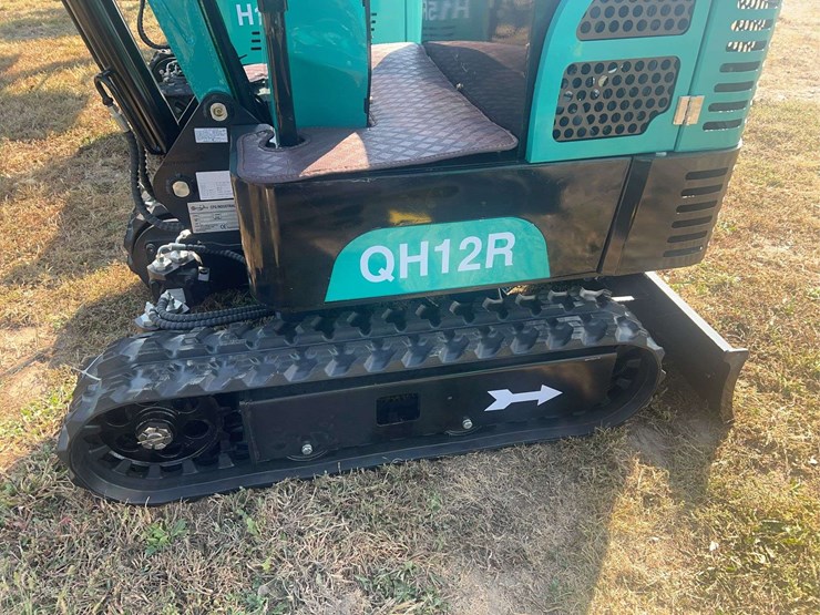 mini-excavator-qh12r-image-13