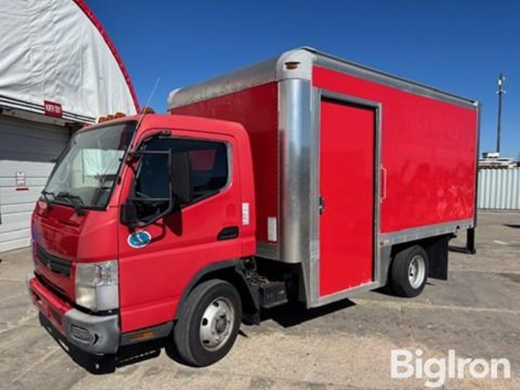 2012-mitsubishi-fuso-canter-fe180-image-1