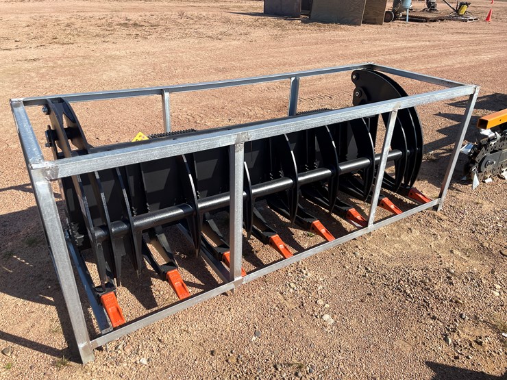 #4101-•-78"-heavy-brush-grapple-bucket-attachment-image-1