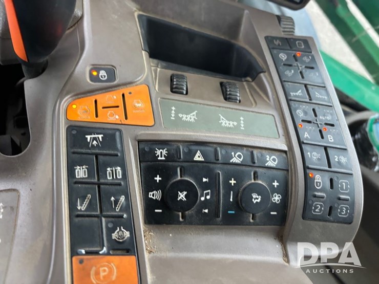 2018-john-deere-r4045-image-80