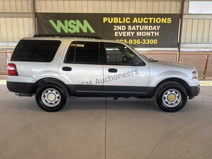 2015-ford-expedition-image-1