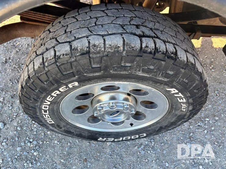 2006-ford-f350-xlt-image-35