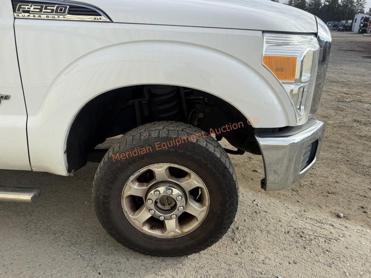 2015-ford-f350-xlt-image-30