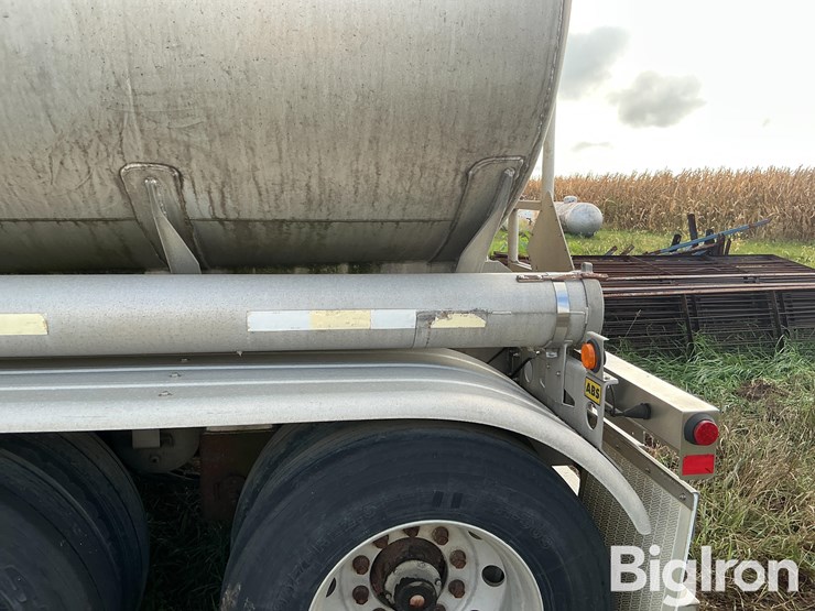 2004-polar-tanker-image-9