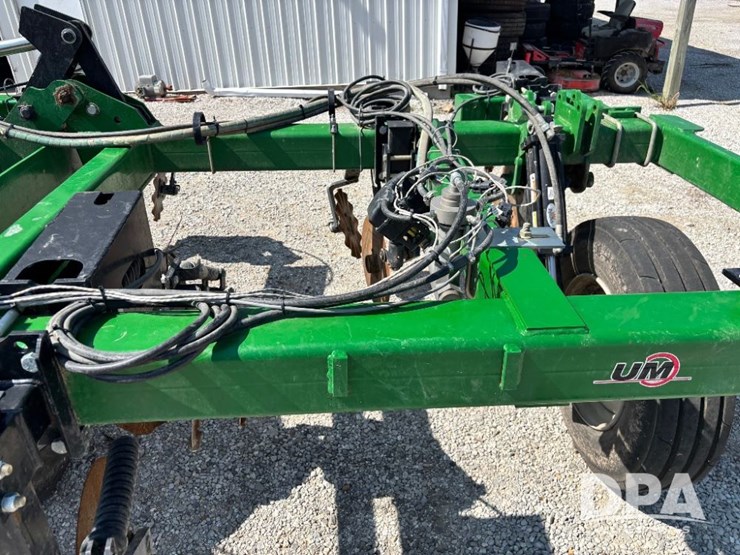 2021-unverferth-3500-image-30