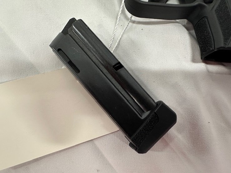 #2025-00034-•-ruger-lcp-ii-pistol-image-39