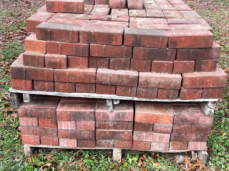 #6615-•-red-and-black-patio-pavers-image-24