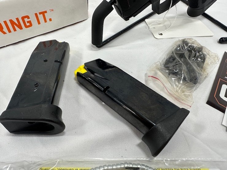 #2025-00037-•-taurus-g3c-pistol-image-5