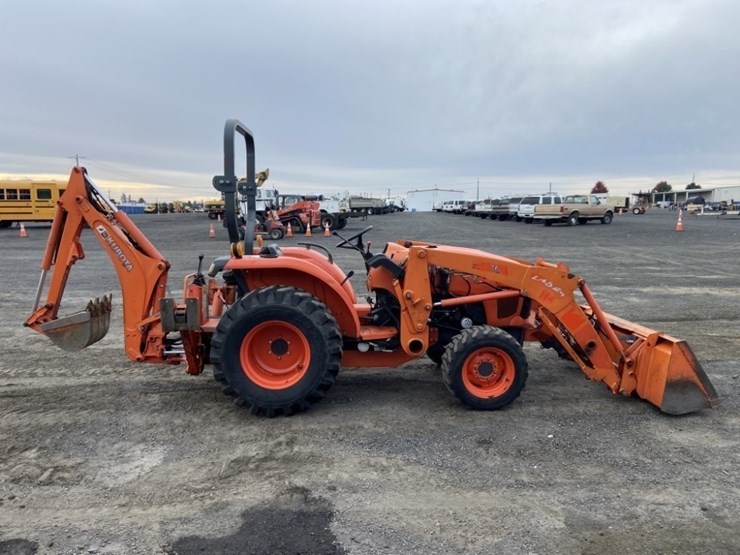 2010-kubota-l3200-image-6