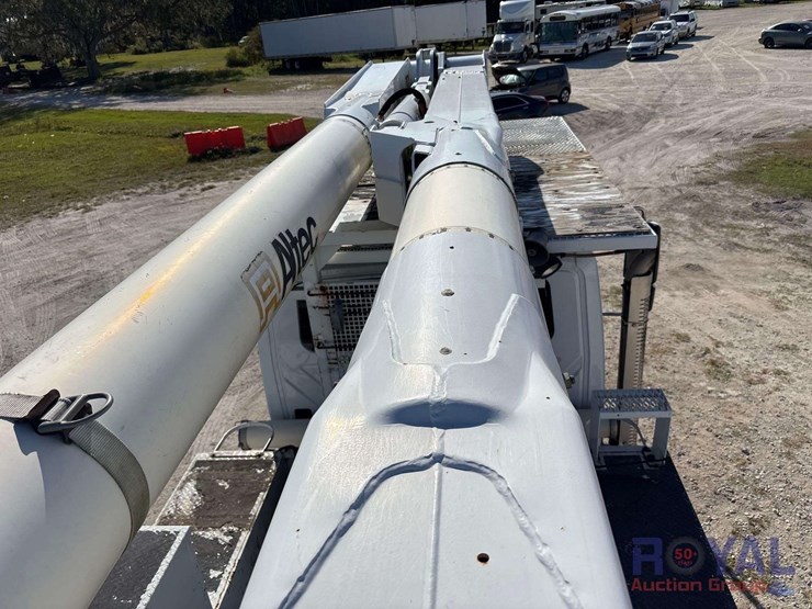 2013-international-workstar-7400-image-21