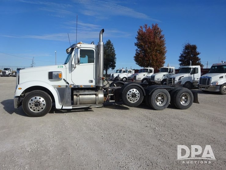 2018-freightliner-coronado-day-cab-glider-truck-(pz13985,-unit-775)-image-41