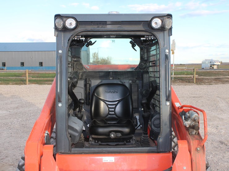 2023-kubota-ssv75-image-56