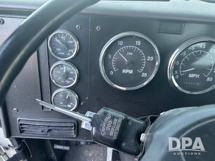 international-9100-image-37