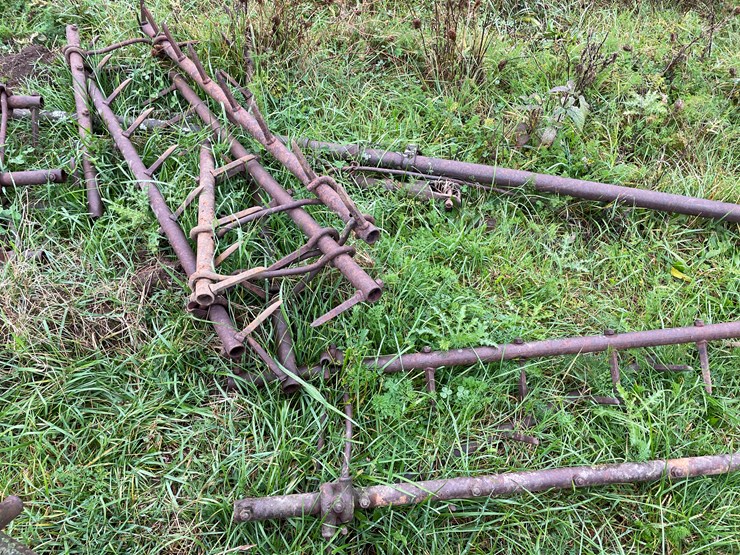 #8142-•-misc-drag-sections-image-7