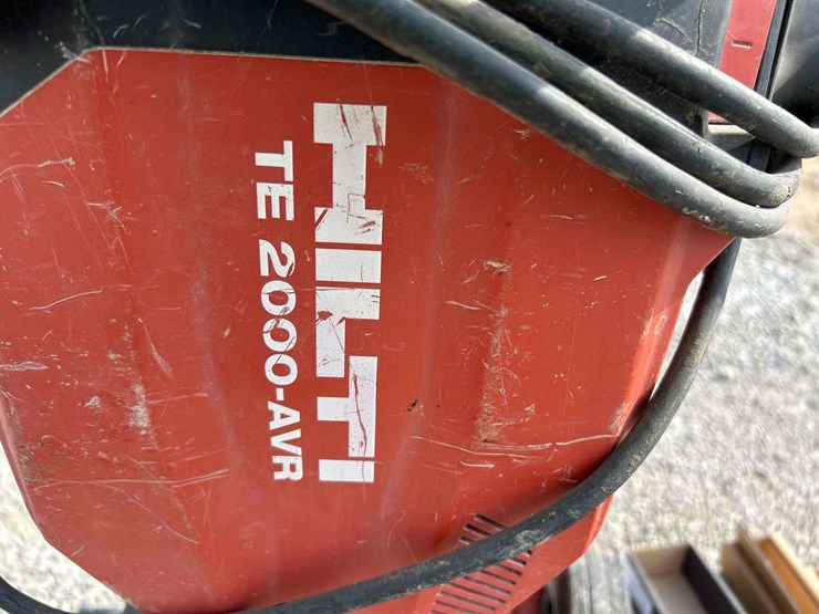 hilti-te-2000-avr-electric-jack-hammer-image-4