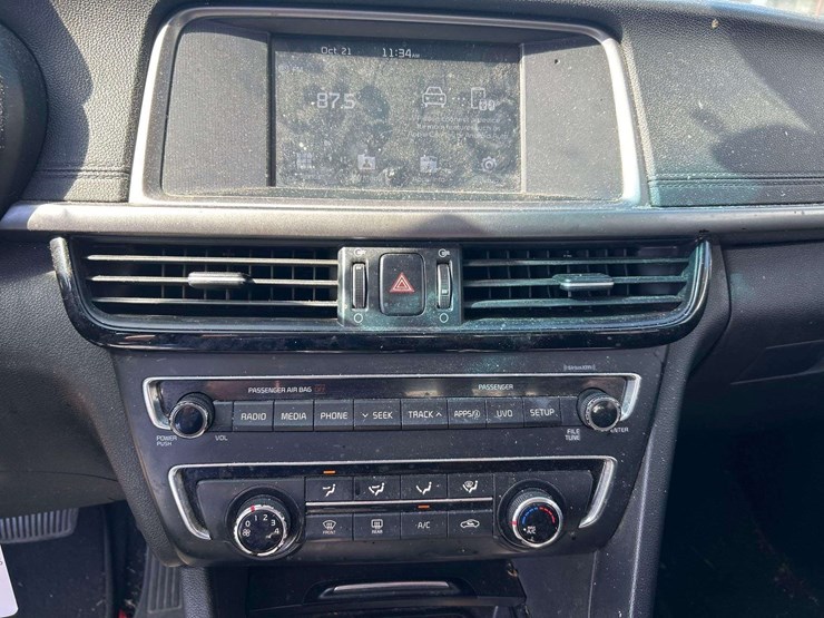 2018-kia-optima-sedan-image-17