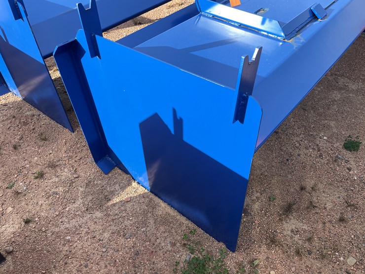 #4065-•-8'-snow-pusher-attachment-image-2