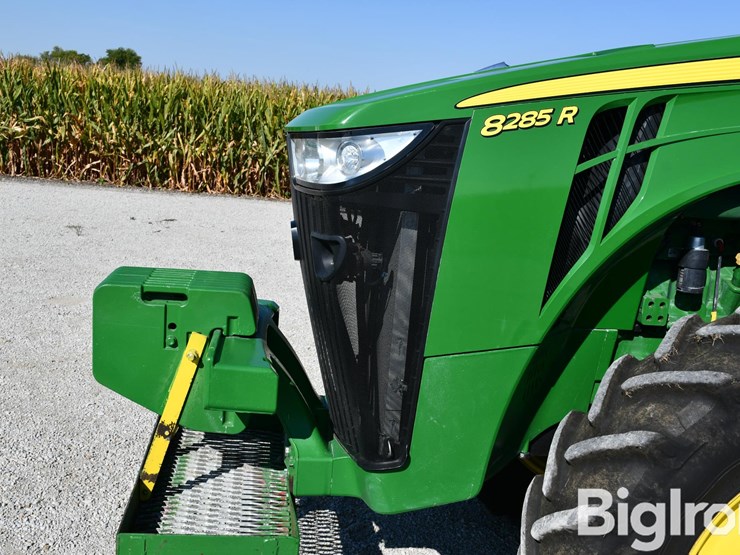 2011-john-deere-8285r-image-13