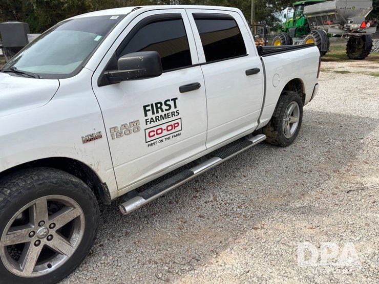 2013-dodge-ram-1500-image-13