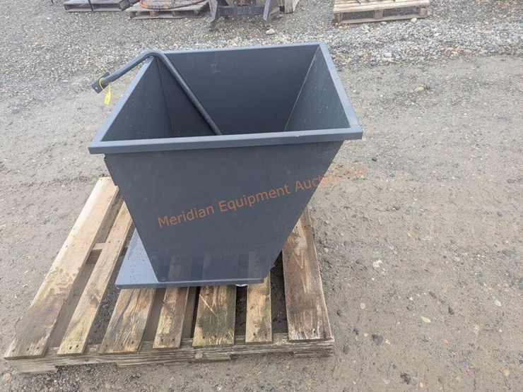 ir-steel-dump-hopper-image-4