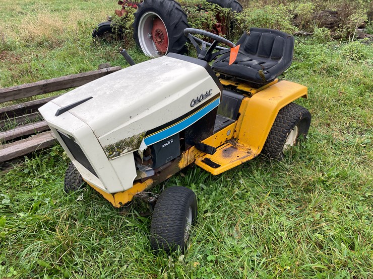 #9624-•-cub-cadet-1615-riding-lawn-mower-image-1