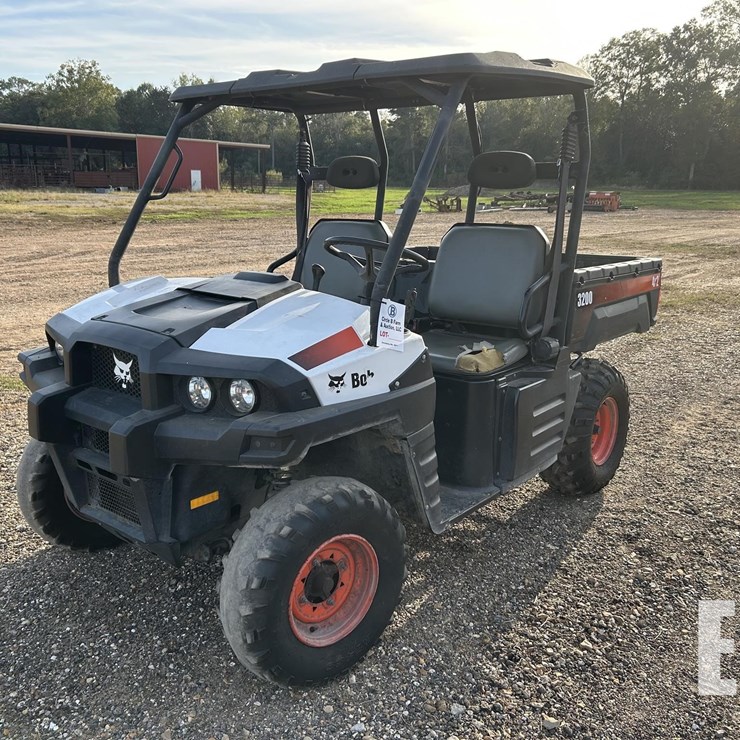 2012 BOBCAT 3200