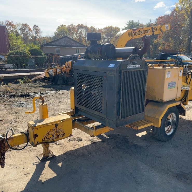 2002 WOODSMAN 15XTREME TOW BEHIND WOOD CHIPPER