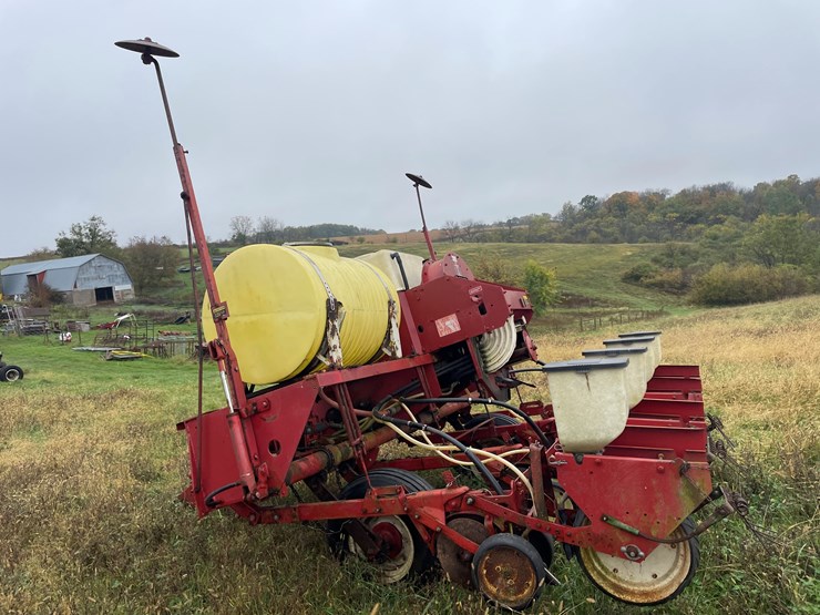 international-400-image-10