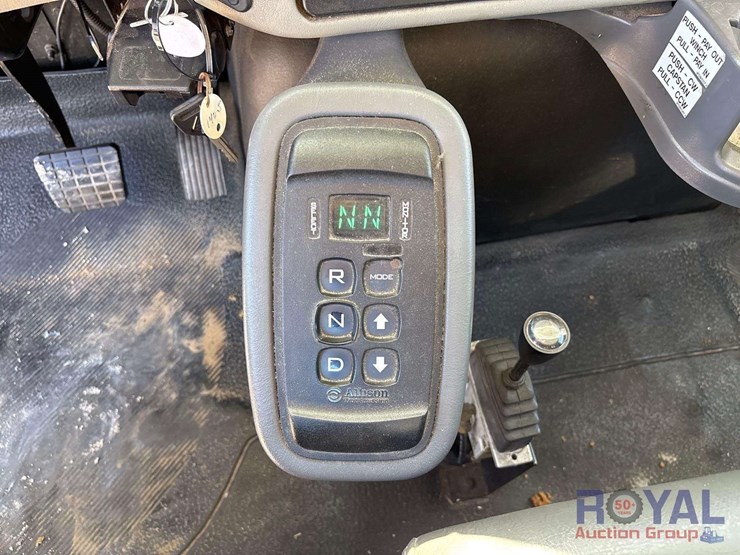 2013-international-workstar-7400-image-59