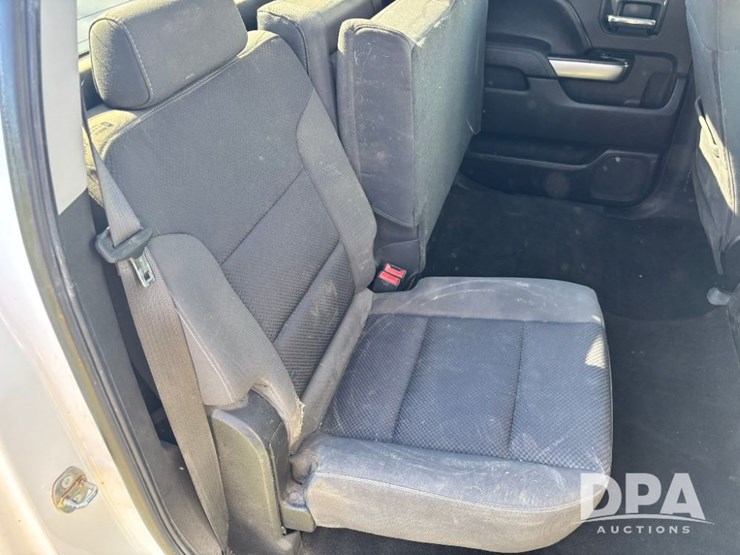 2018-chevrolet-silverado-image-54