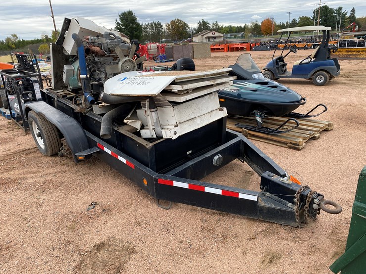 2010-unknown-trailer-image-2