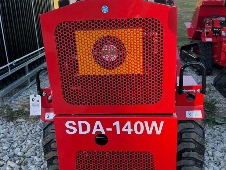 agt-sda-140w-mini-wheel-loader-image-3